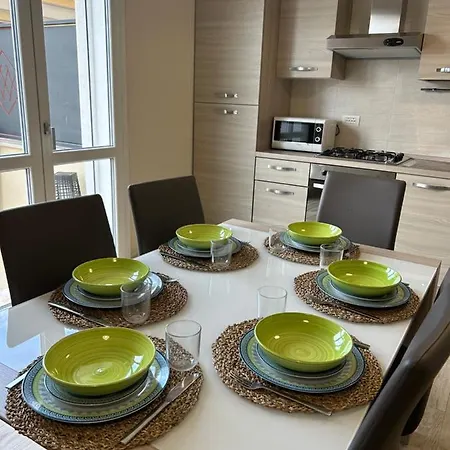 Residenza Del Parco 콰르투치우