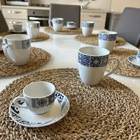 Residenza Del Parco 아파트 콰르투치우