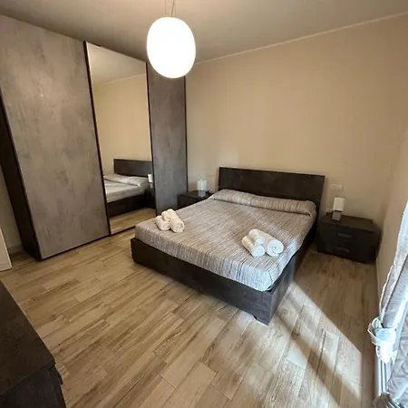 아파트 Residenza Del Parco 콰르투치우